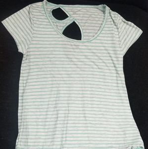 Women's shirt